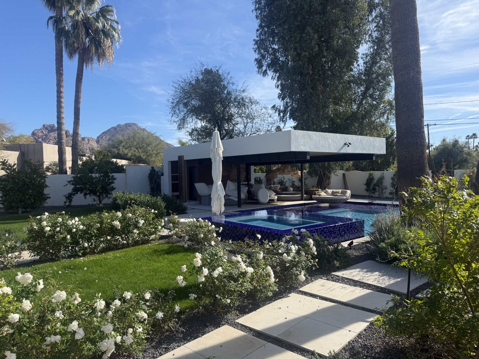 Outdoor living operator — Arcadia